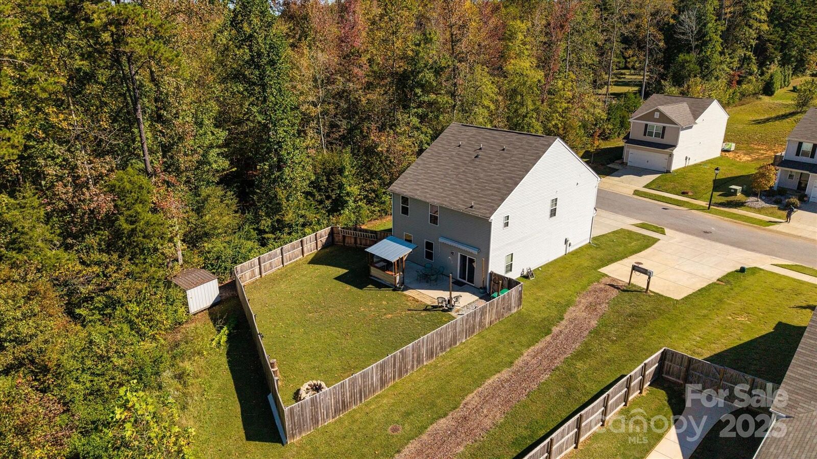 Property Photo: 1345 Standing Oak Drive NC 28146