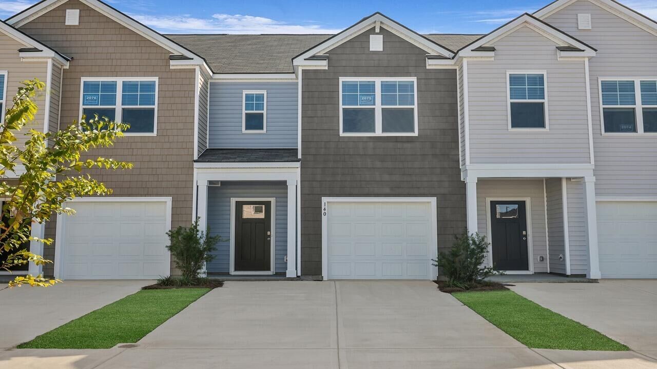 Property Photo:  140 Yarrow Way  SC 29461 