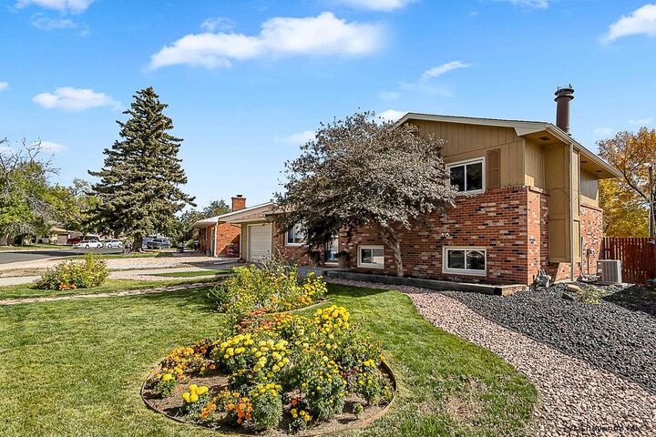 Property Photo: 1519 Adams Ave WY 82001