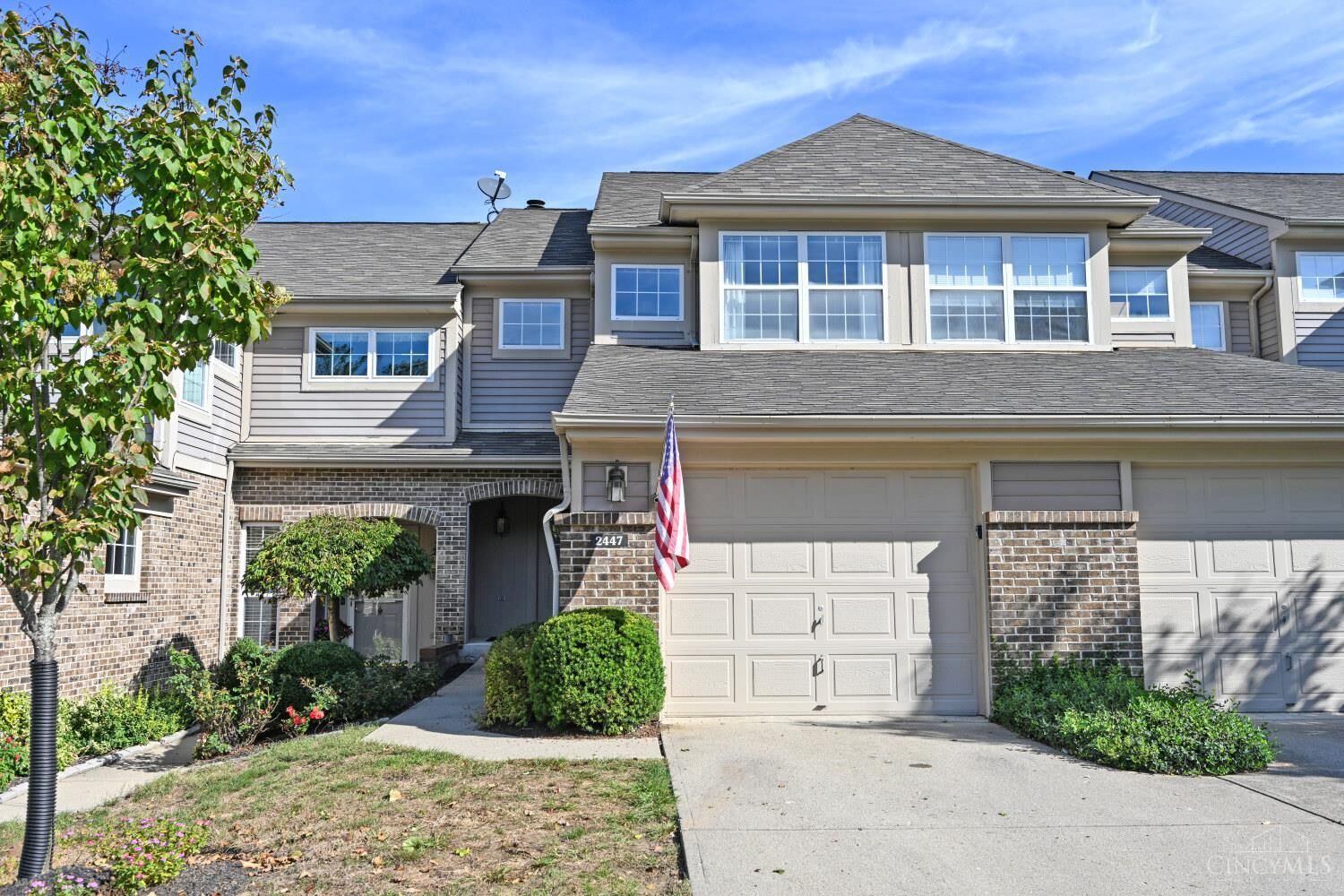 Property Photo:  2447 Coveyrun South  OH 45230 