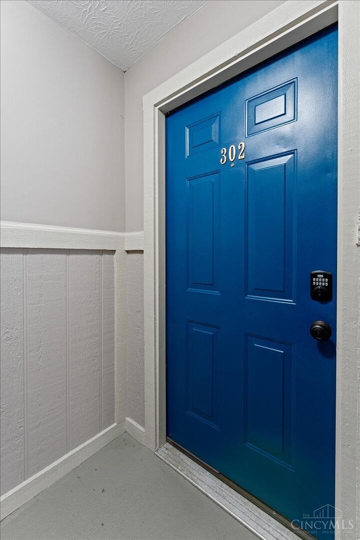 Property Photo: 4220 Endeavor Drive OH 45252
