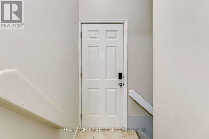 Property Photo: 2048 Edinburgh Drive Lower ON L7R 2C9