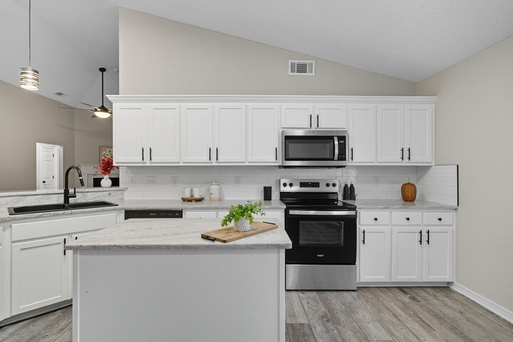 725 Marsh Harbor Drive  Mary Esther FL 32569 photo
