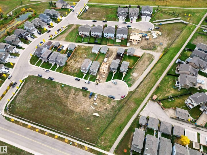 Property Photo:  4006 & 4008 42 Avenue  AB T7A 0B4 