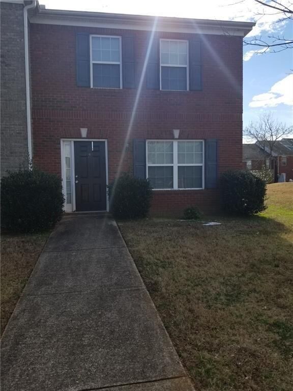 Property Photo: 7712 Autry Circle 301 GA 30134