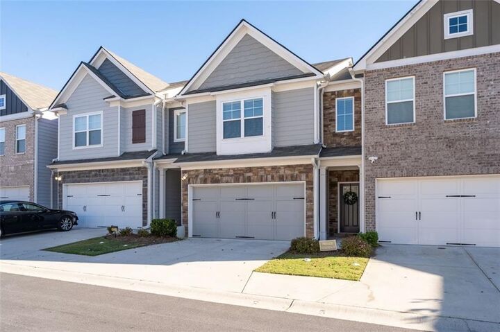 Property Photo: 5317 Radford Loop GA 30213