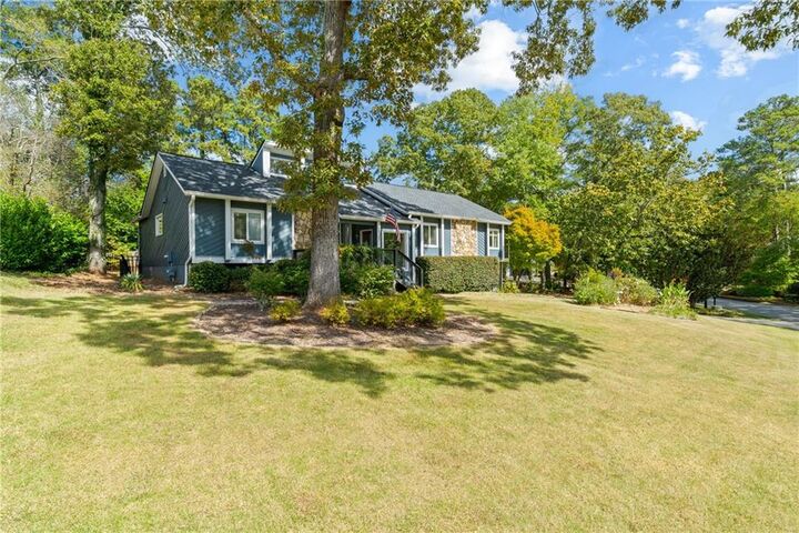 Property Photo:  2821 Interlaken Drive  GA 30062 