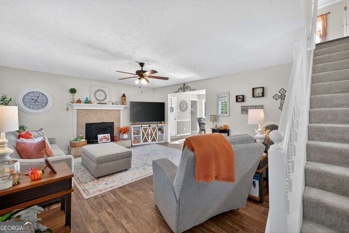 Property Photo:  1460 Twin Manor Drive  GA 30052