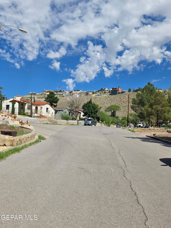 Property Photo: 1104 Moore Street TX 79902