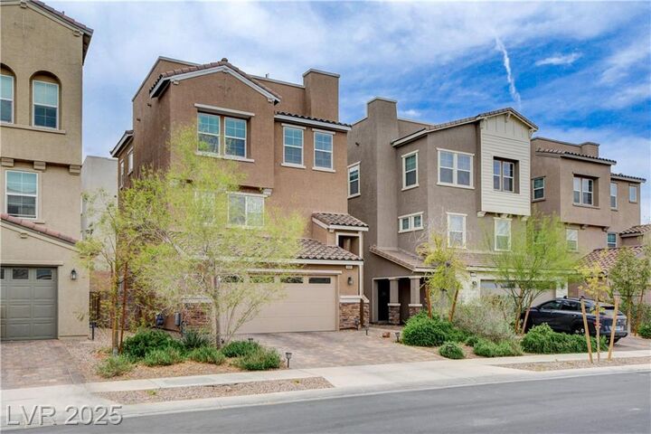 Property Photo: 105 Campbelltown Avenue NV 89015