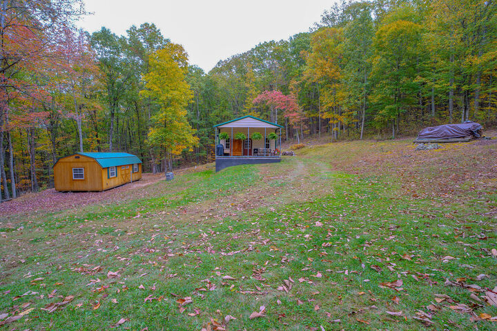 Property Photo: 318 Whipoorwill Hill Rd WV 24941