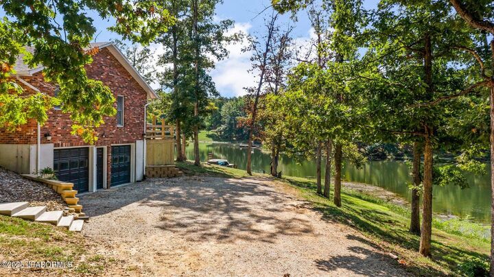 Property Photo: 4110 Tara Lake Drive MO 65251