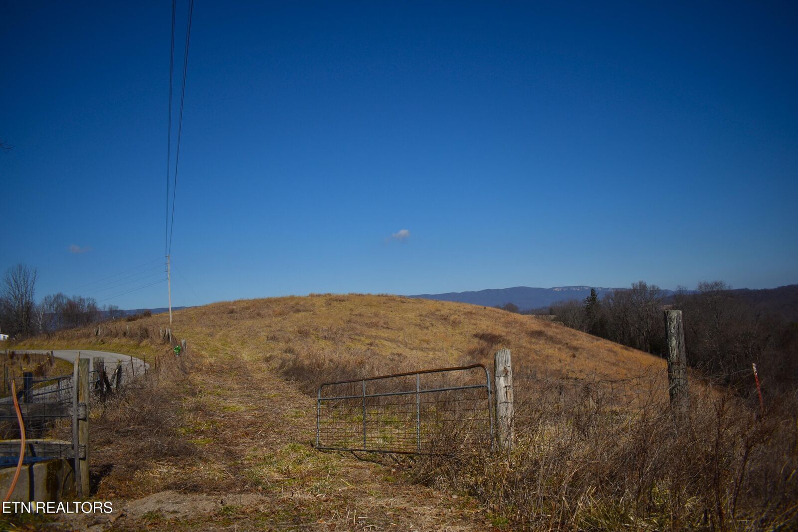 Property Photo:  787 Oak Grove Rd  TN 37752 