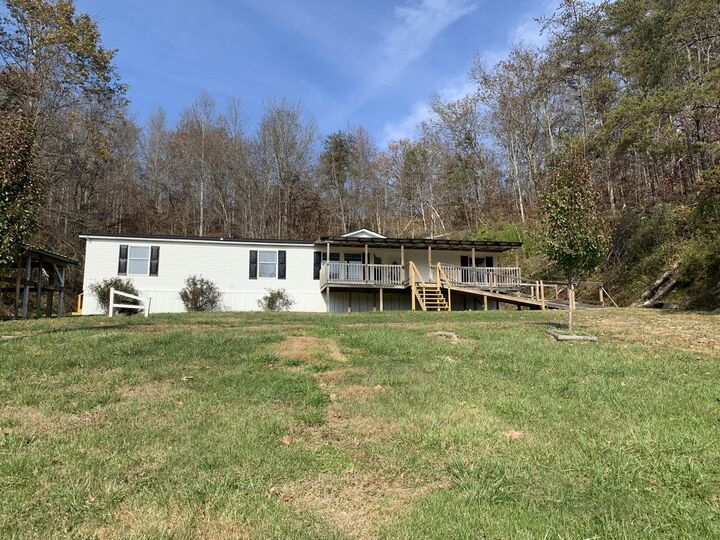 Property Photo: 8707 State Highway 773 KY 41132