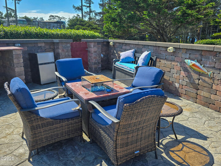 Property Photo: 6225 N Coast Hwy, Lot 40 OR 97365