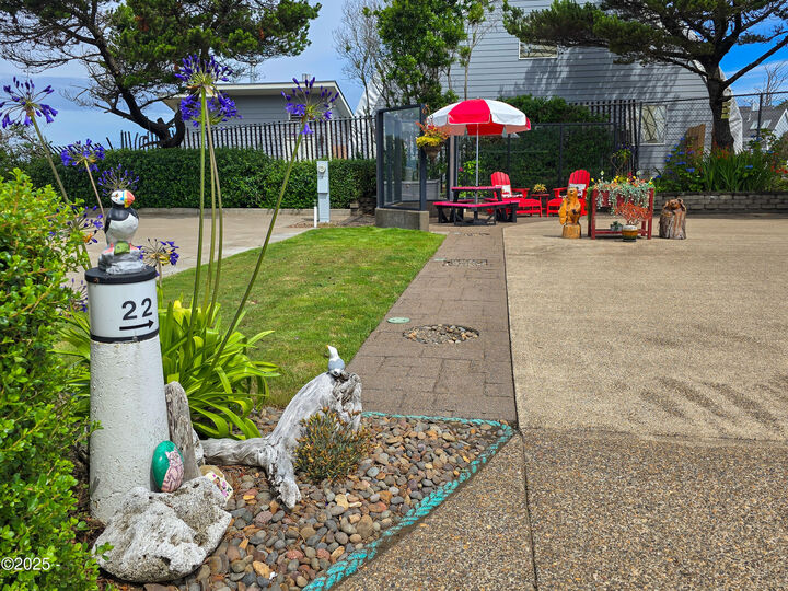 Property Photo: 6225 N Coast Hwy, Lot 22 OR 97365