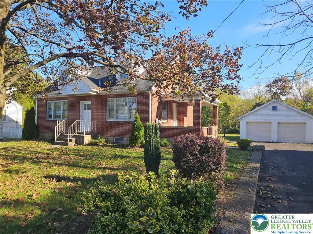 Property Photo: 5003 Pa Route 309 PA 18034