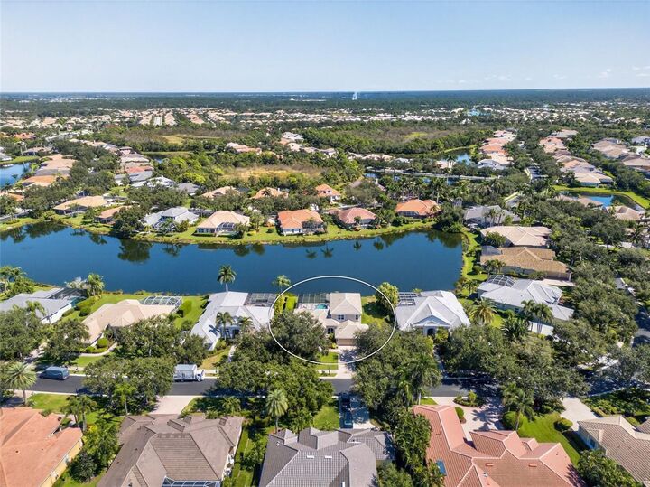 Property Photo:  8965 Wildlife Loop  FL 34238 