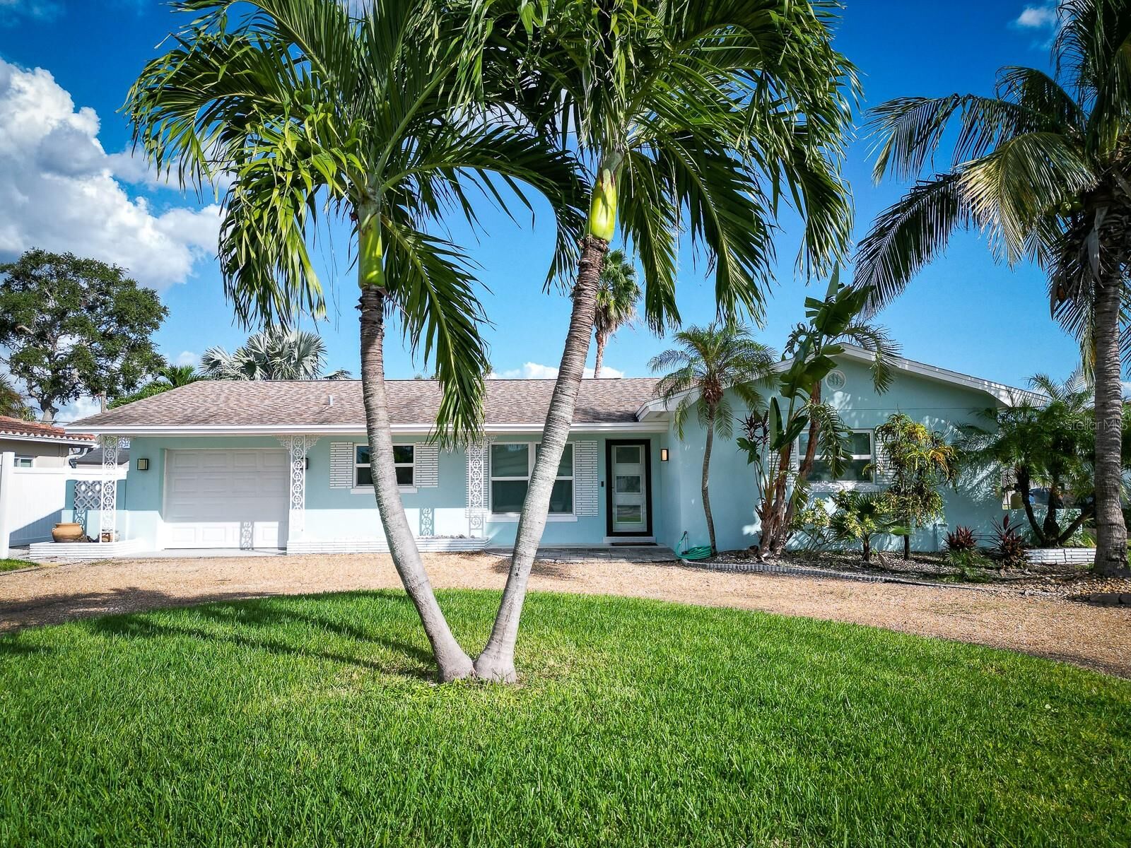 Property Photo: 10133 4th Street E FL 33706