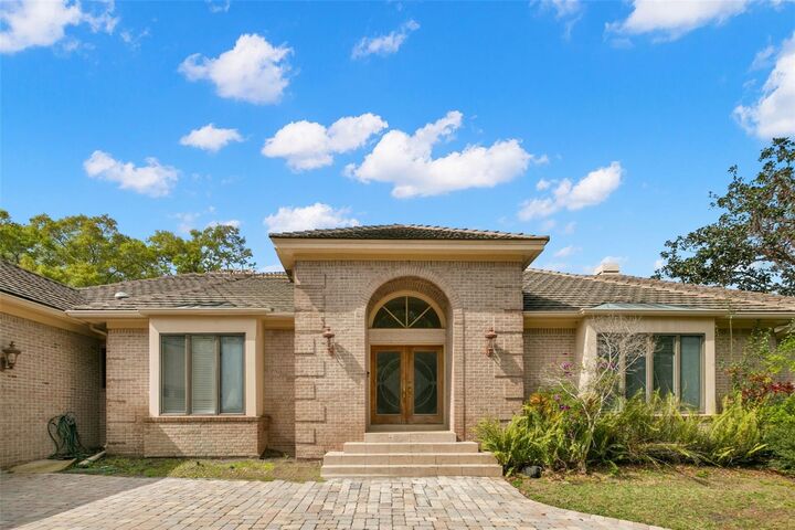 3498 Shoreline Circle  Palm Harbor FL 34684 photo