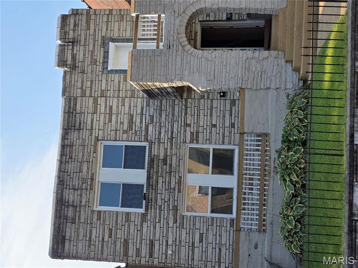 4112 Enright Avenue  St Louis MO 63108 photo