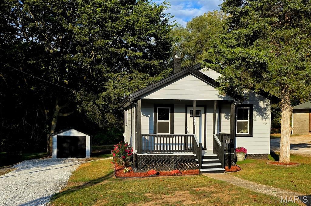 Property Photo:  138 Cottage Avenue  IL 62018 