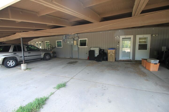 Property Photo: 11 Westfield Circle ND 58701