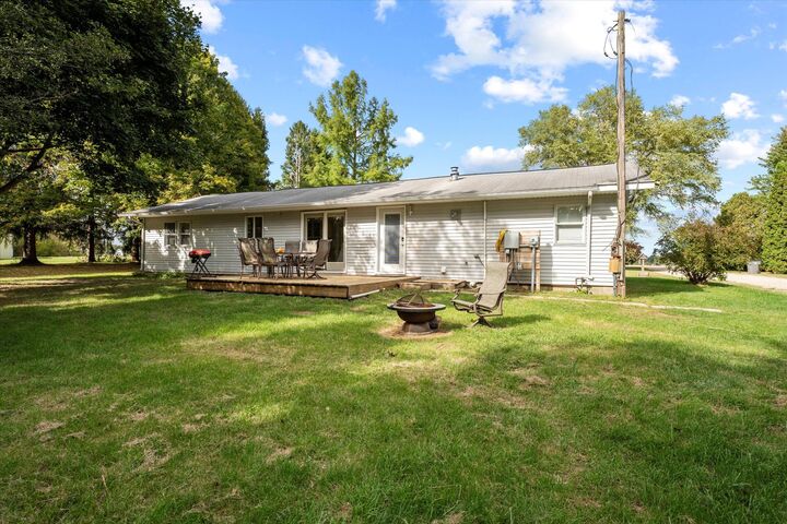 Property Photo: 15835 Guyer Street MI 49130