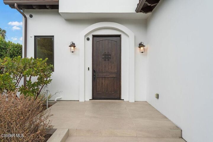 Property Photo: 12727 Landale Street CA 91604