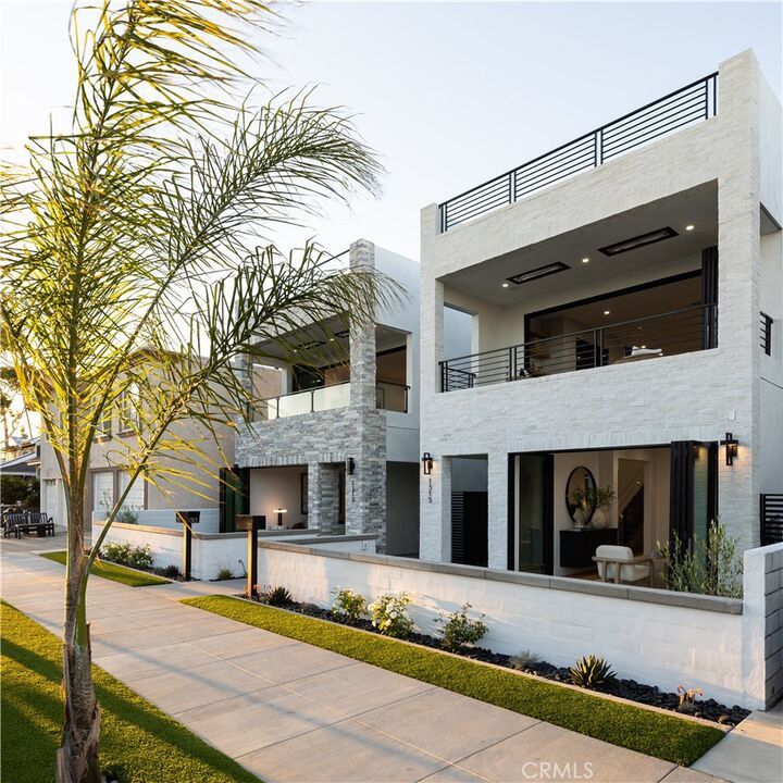 Property Photo: 1315 Ocean Avenue CA 90740