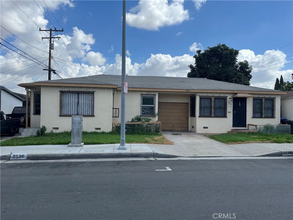 Property Photo: 5514 5514 Loma Vista CA 90270