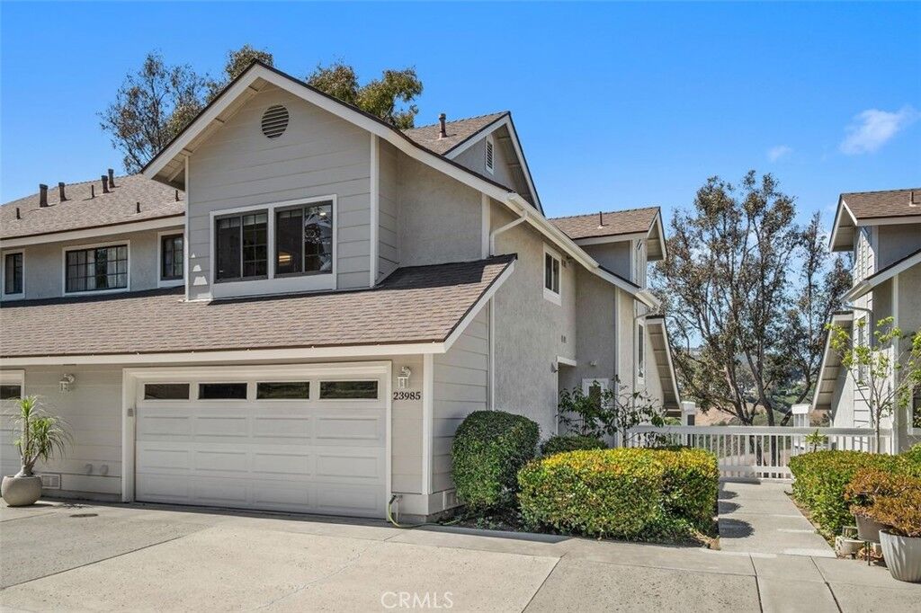Property Photo: 23985 Catamaran Way 12 CA 92677