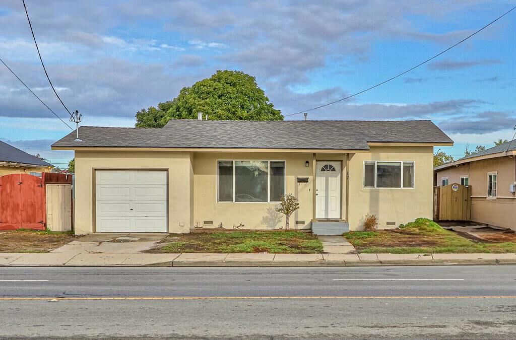 Property Photo:  17 Williams Road  CA 93905 