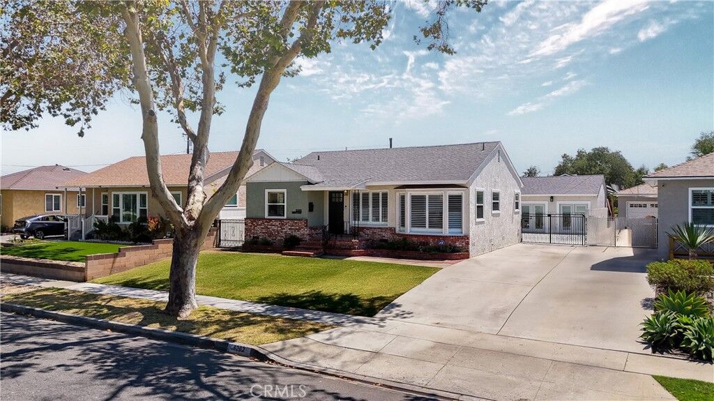 Property Photo: 6202 Arbor CA 90713