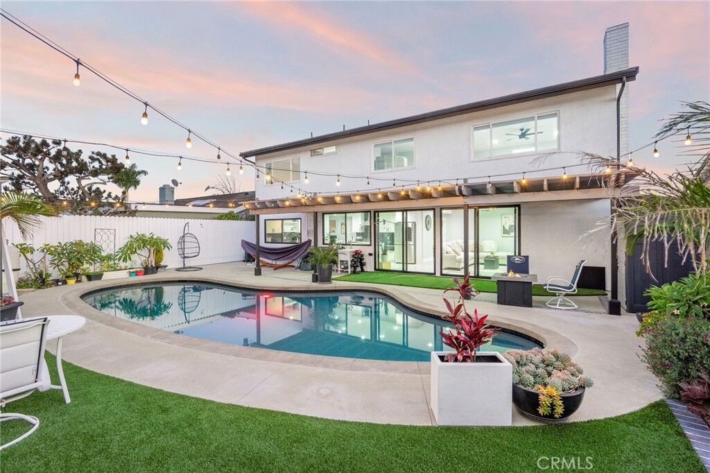 Property Photo: 6611 Crista Palma CA 92647
