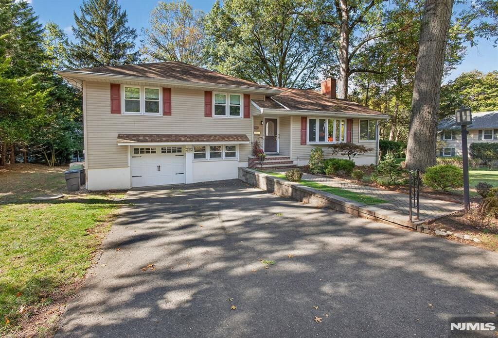 Property Photo:  34 Valley Road  NJ 07641