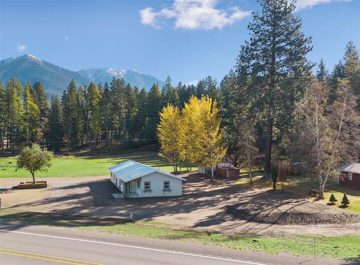 Property Photo:  1930 Mt Hwy 206  MT 59912 