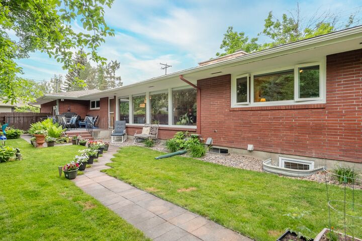 Property Photo: 1700 Arthur Avenue MT 59801