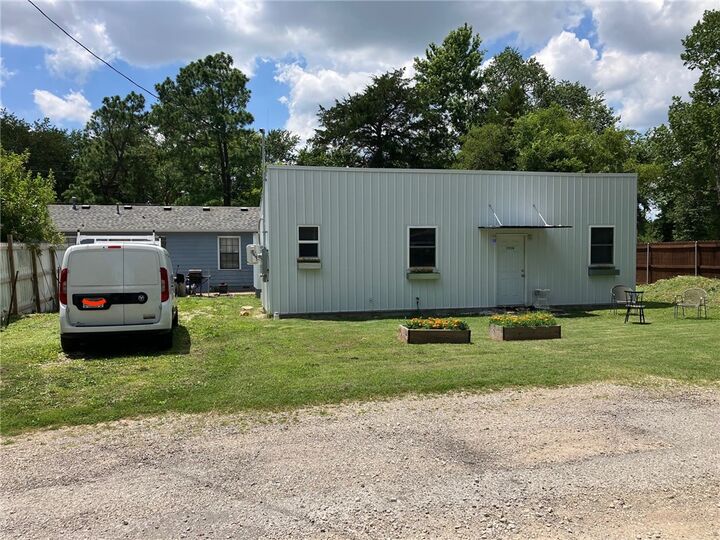 1516 N B Street  Rogers AR 72756 photo