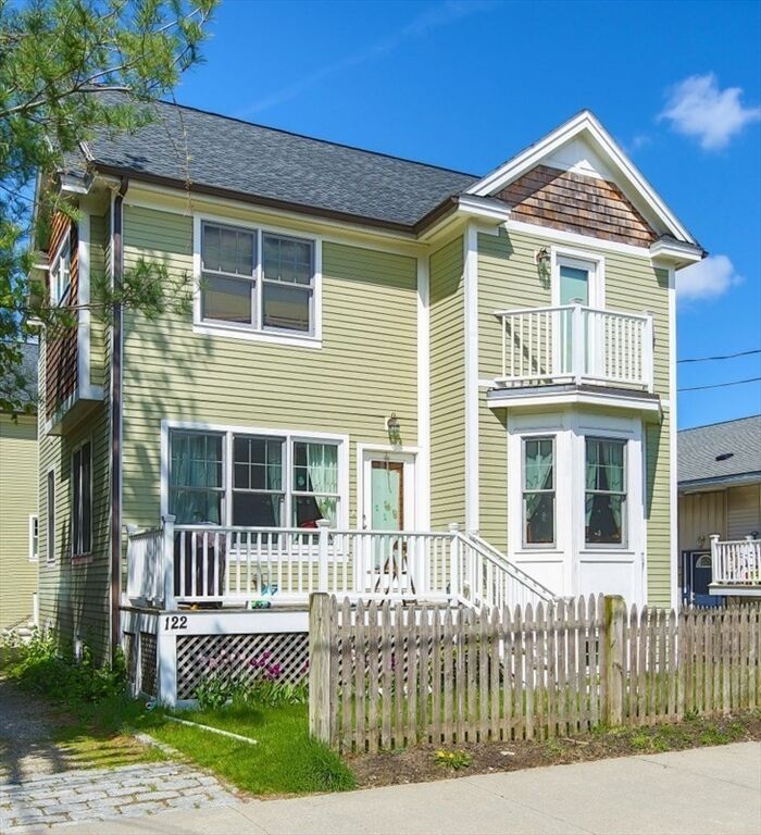 Property Photo: 122 Clifton St A MA 02140