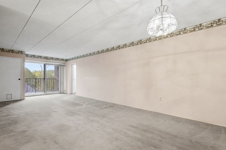 Property Photo:  10 Foster Street 506  MA 01880 