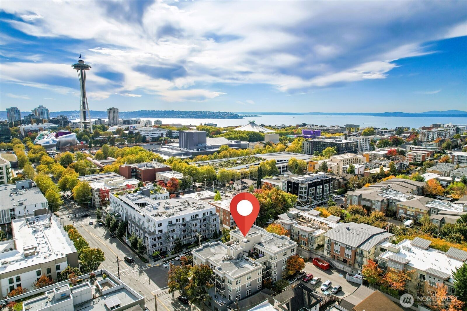 Property Photo: 420 Valley Street 304 WA 98109