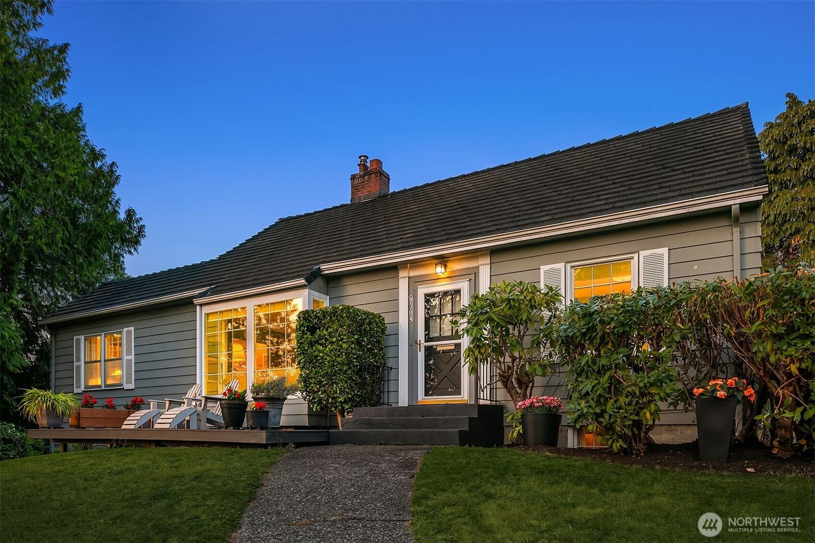 Property Photo:  9304  Fauntleroy Way SW  WA 98136 