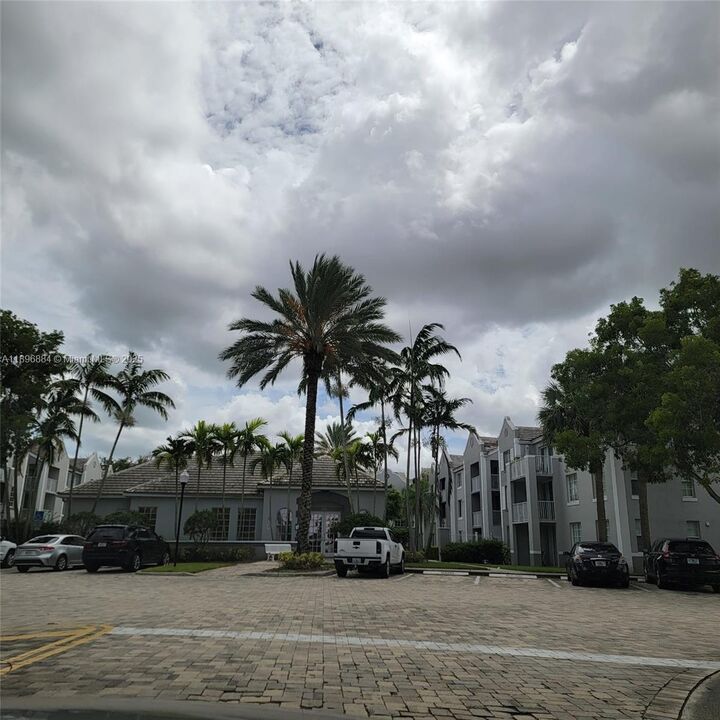 Property Photo:  711 SW 111th Way 301  FL 33025