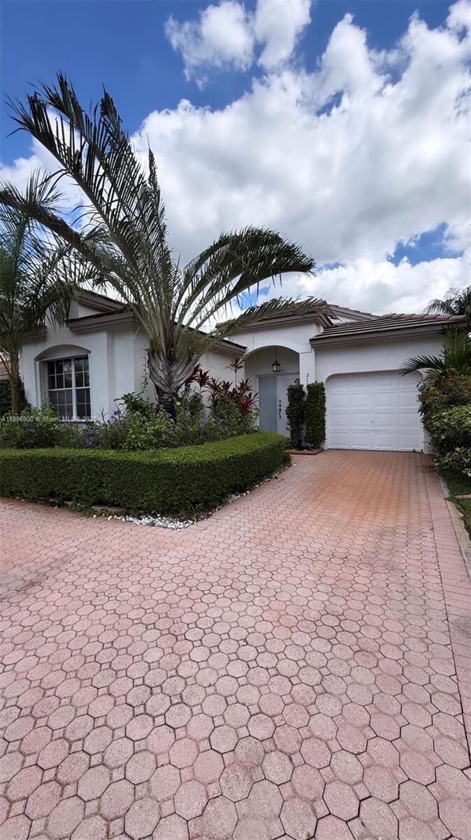 Property Photo: 3119 NW 99th Pl FL 33172