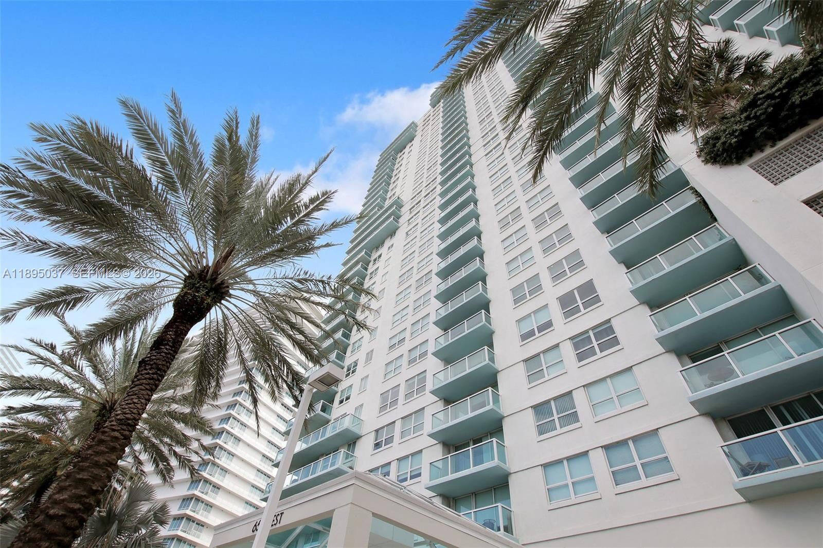 Property Photo:  650 West Ave 2107  FL 33139 