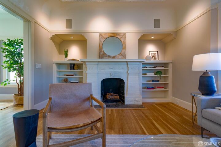 Property Photo: 2067 Hayes Street Top CA 94117