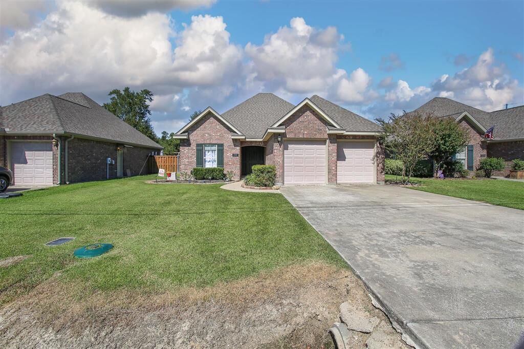 Property Photo: 3622 Salene Street LA 70605