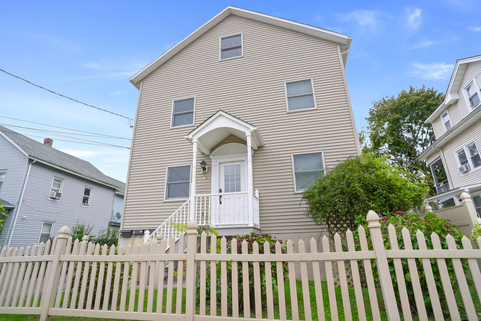 Property Photo: 59 Harbor Street 2 CT 06902