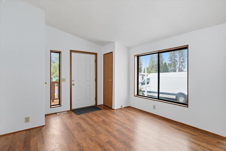 Property Photo: 14828 N Shenandoah Ln WA 99021